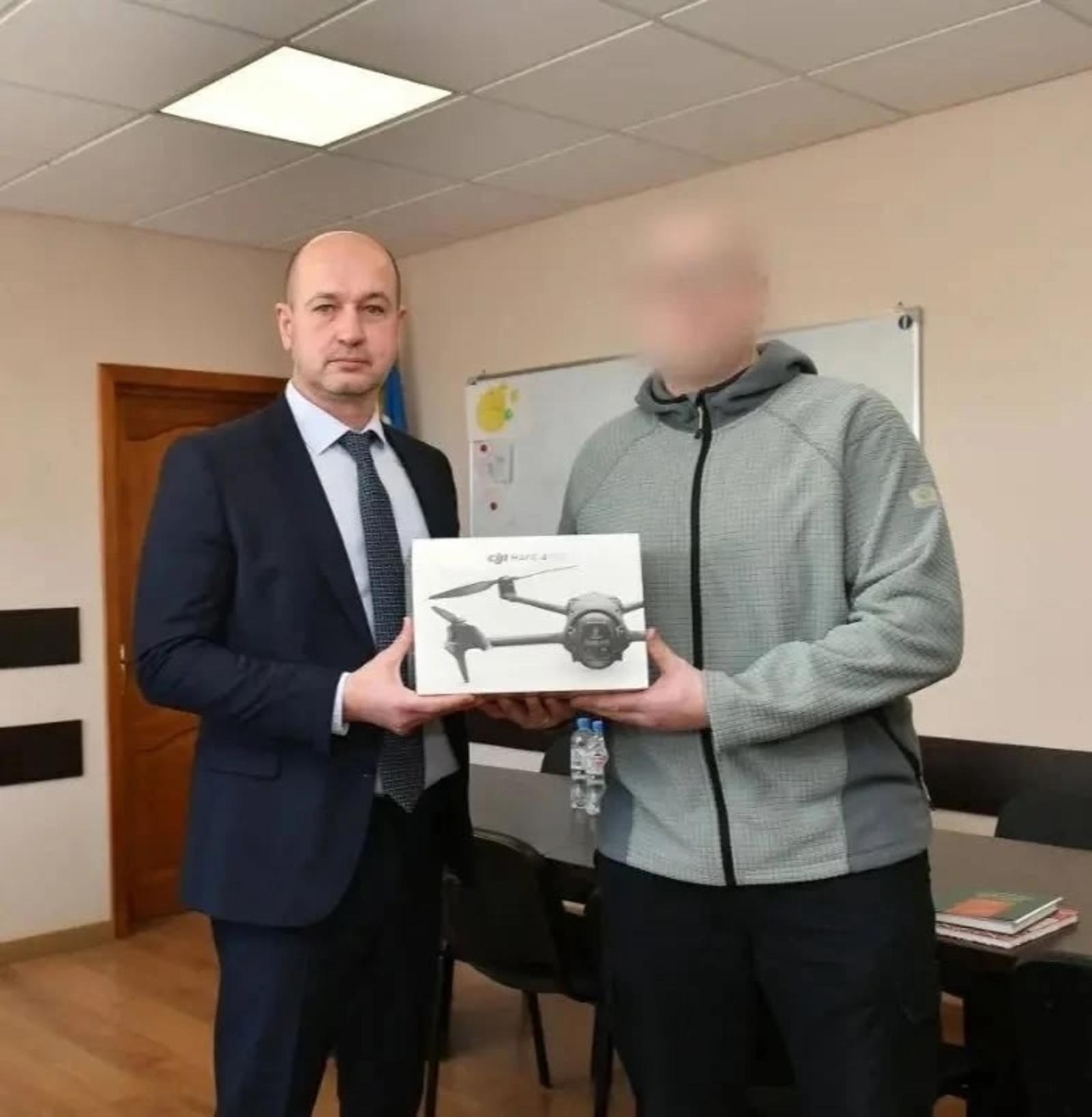 Квадрокоптер и тепловизор - сотруднику издательского дома!