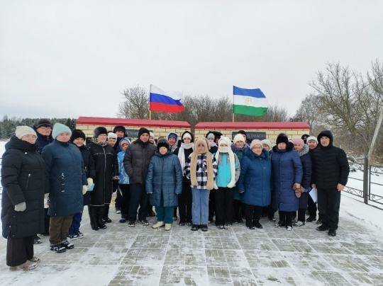 Священная память жива