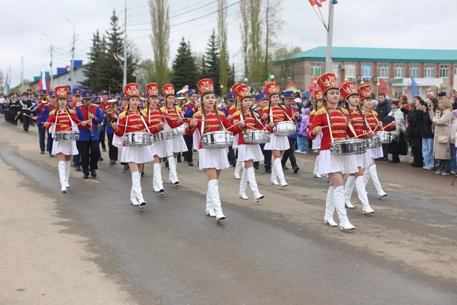 80нче Җиңү язы