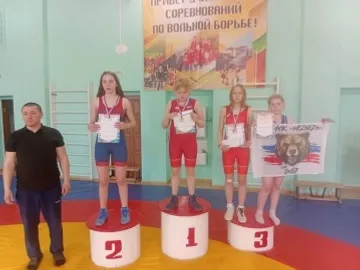 Юные борцы  представили район на краевом турнире