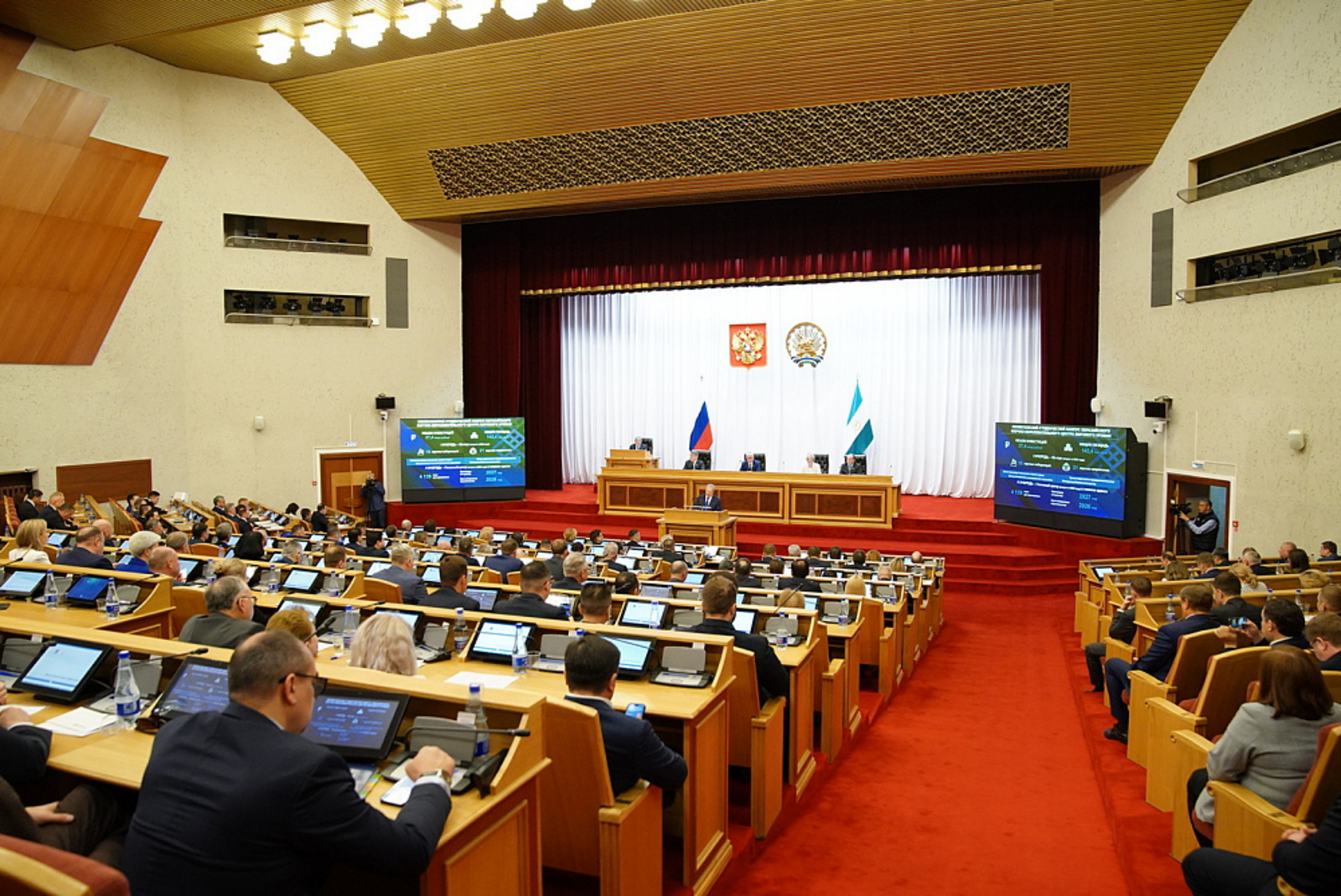 Правительство отчиталось за 2025 год