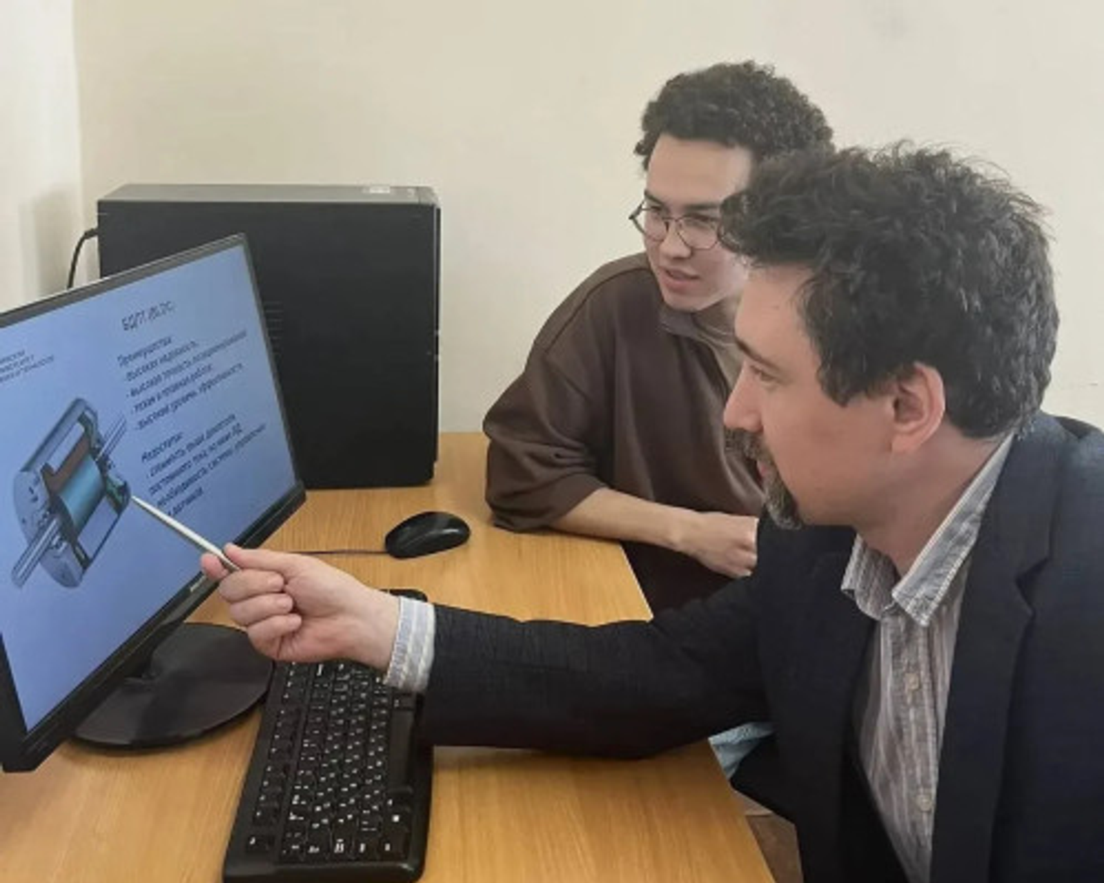 Студент резидента  кампуса Уфы разработал электропривод для реабилитации раненых