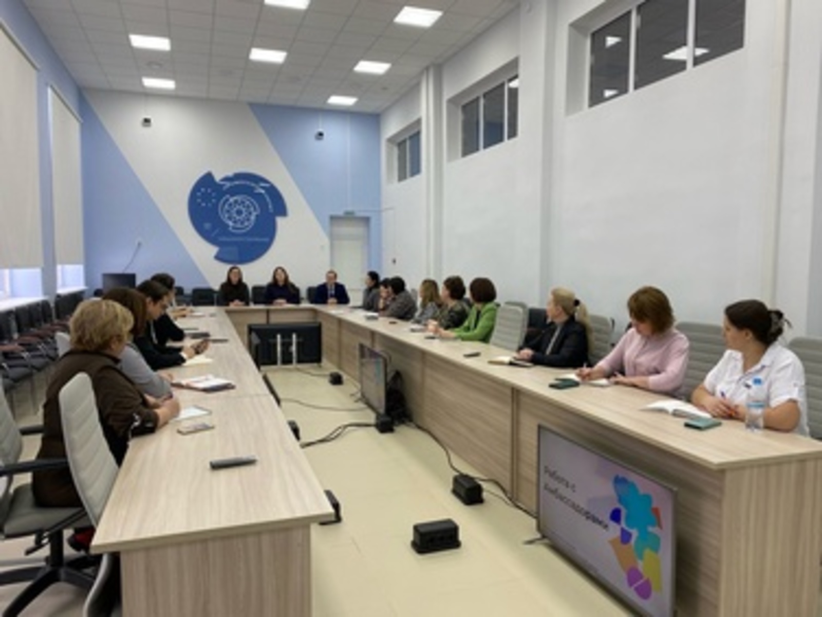 В Башкортостане обсудили популяризацию программы "Профессионалитет"
