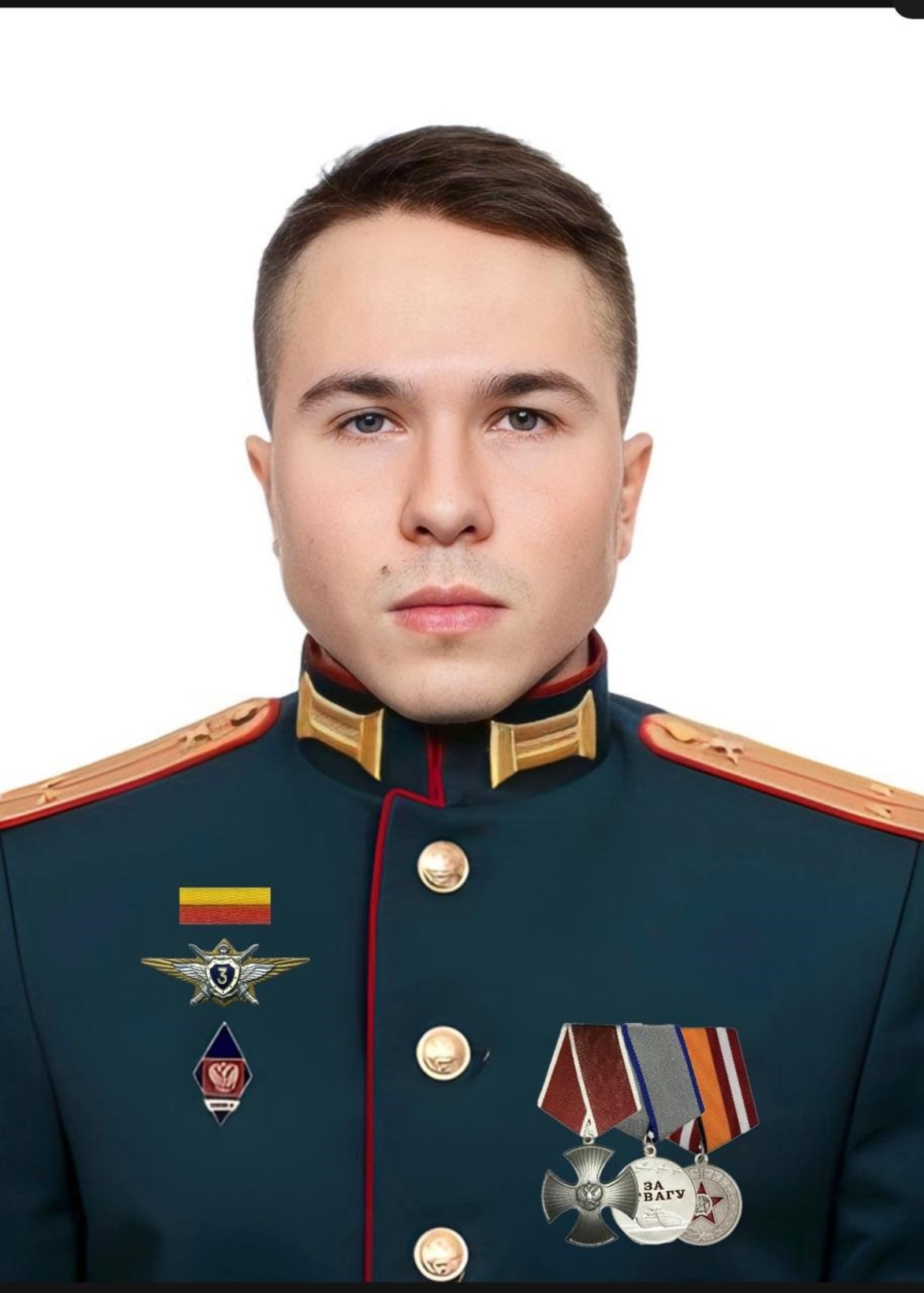 Из династии военных