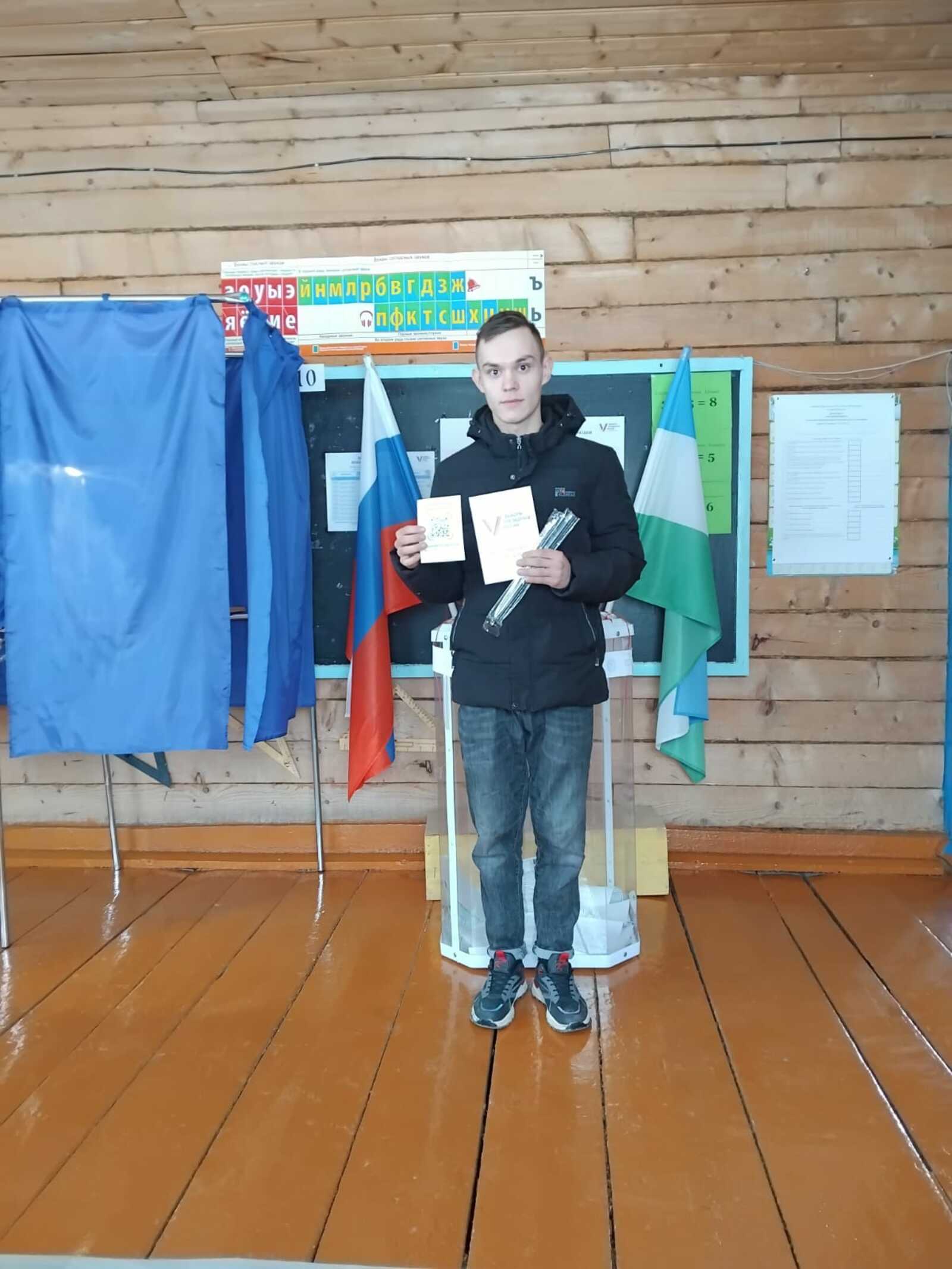 Молодые избиратели принимают активное участие в голосовании