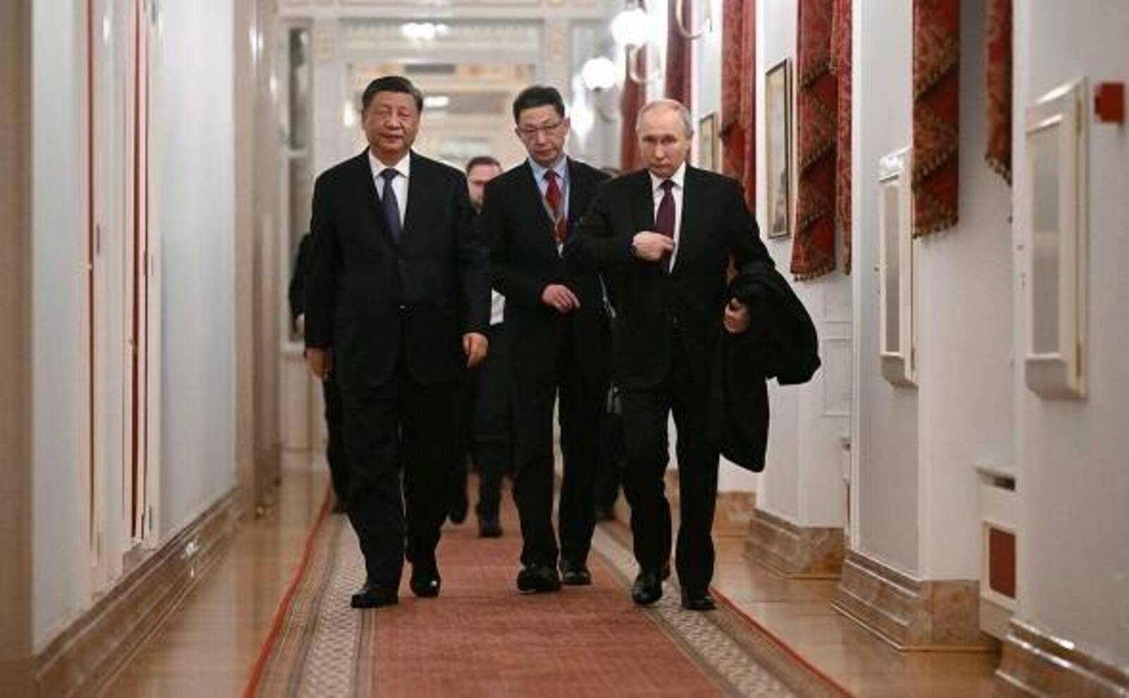 Встреча Путина и Си Цзиньпина продлилась четыре с половиной часа