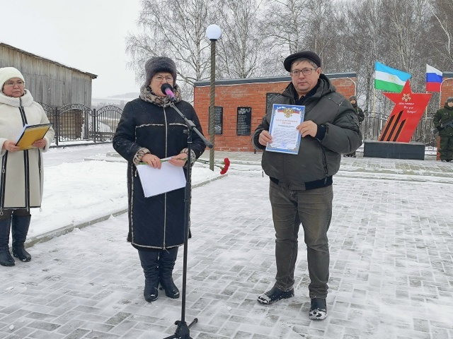 В с. Гарибашево состоялось открытие сквера Славы и Памяти.